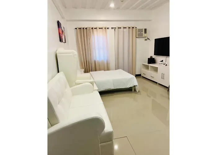 Апартаменты Cozy In Paraaque - Perfect For Transients And Long-stayers Alike Манила